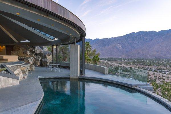 Elrod / Lautner House.  Also known as the "James Bond House".  Sold by Nelson-Moe Properties for $7.7M