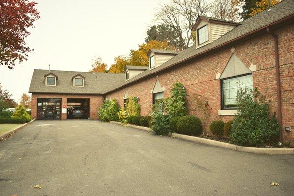 The Darien Car Clinic facility is located at 93 Post Rd, Darien.