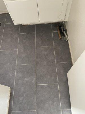 Gray laminate