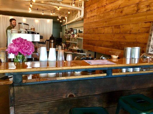 Full espresso bar and delicious, organic, fresh roasted coffee made us very happy customers. Look at those gorgeous wood planks too!