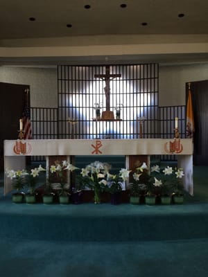 The main altar, which faces the congregation.