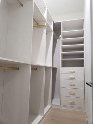 Custom closet