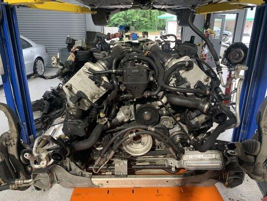 2015 BMW 550xi Twin Turbo Engine Removal