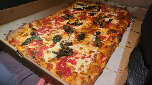 Nonna's Pizza