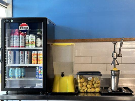 Beverages and freshly squeezed lemonade