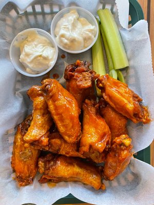 Wings, hot