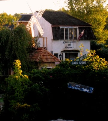 Tony's Windmill marks the spot.