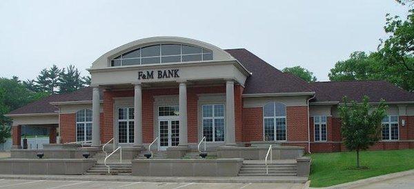 F&M Bank 4000 1st Ave NE Location.