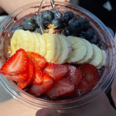 Shimmy's Açai Bowl