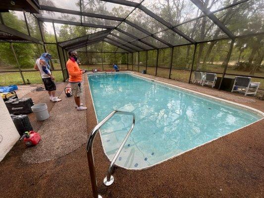 Pool and patio before remodel