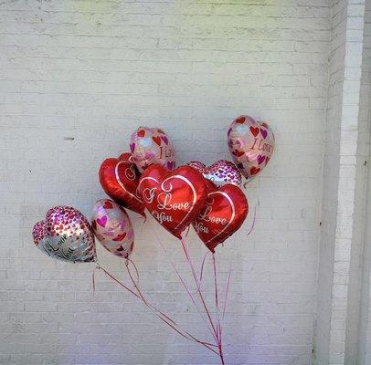 An occasion for love.
 Balloons to express love and love your special ones at Estrella's Flower Shop.