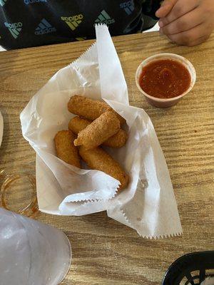 Five mozzarella sticks