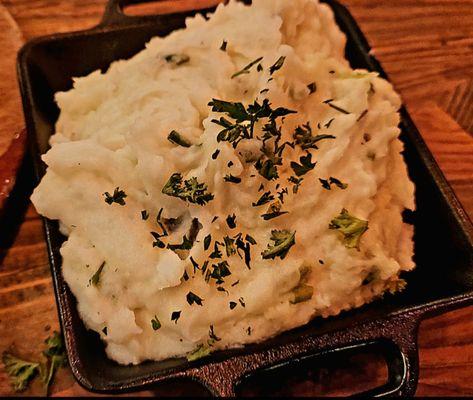 Garlic mashed potatoes, exactly what they should be.