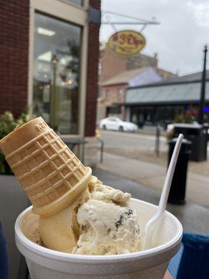 Mmmm... peanut butter cup ice cream.