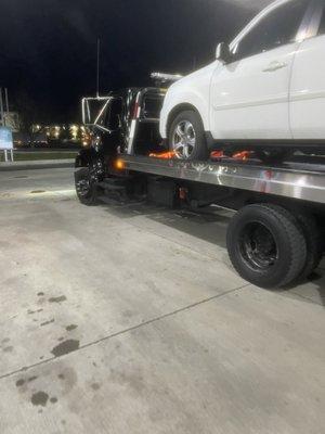 Midnight Towing