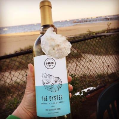 This sustainably grown wine restores 100 oysters!