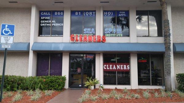 "Cleaners & More" Dry cleaning 298 S University Drive, Plantation, FL 33324