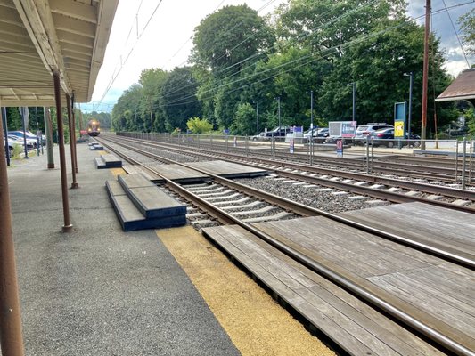 SEPTA Devon Train Station -- Aug/22