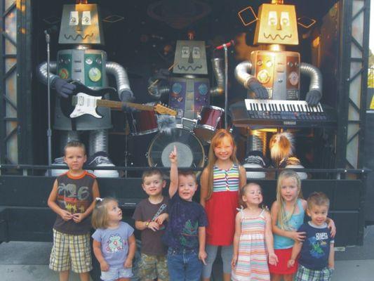 ROBO PARTY BAND CHILDREN'S BIRTHDAY PARTY MUSIC SHOWS