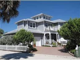 Wide range homes are available at Juno Beach. http://goo.gl/J4H4Sc