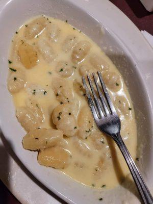 Gnocchi Alfredo pasta