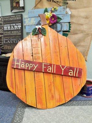 Pallet wood pumpkin