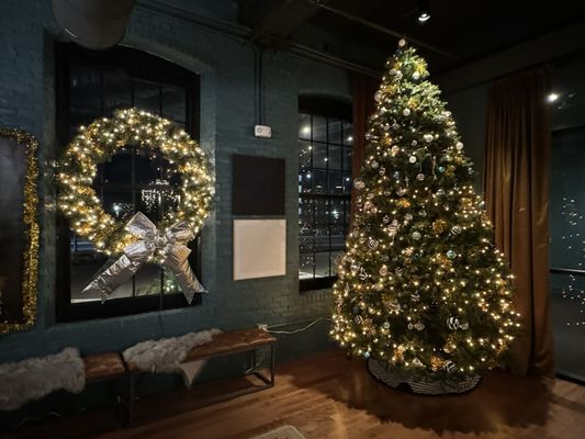 Lobby decked out for Christmas. Lovely!