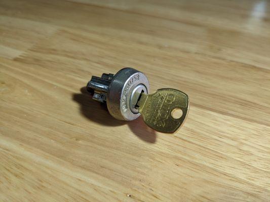 Lost your mailbox key? I can make the original key or replace the whole mailbox lock with new keys.