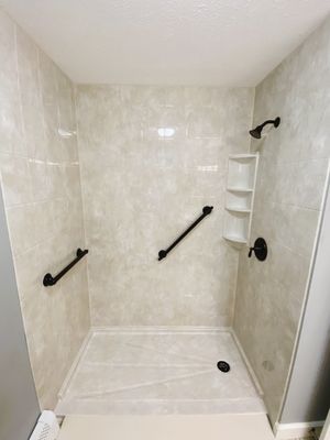 Simple yet
beautiful installation done in one day! We not only removed the old shower/tub the client had but we provided all new plumbing.