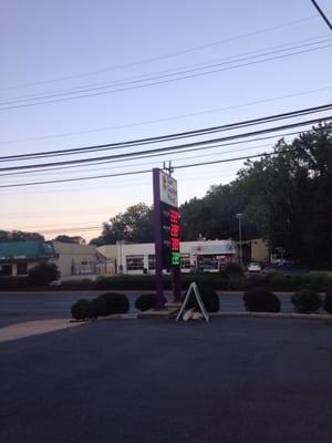 Giant Food Gasoline Pick Up