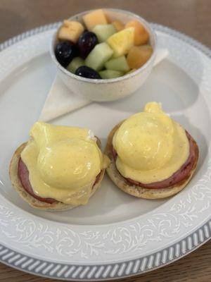 Eggs Benedict $19.50