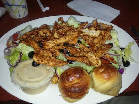 Grilled chicken salad at Cherry Hill Sopranos.