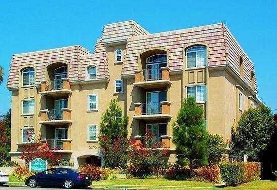 Building exterior at Lido Apartments - 2810 S Sepulveda