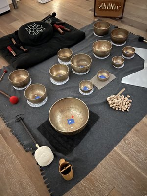 Various instruments for deep sound meditation.