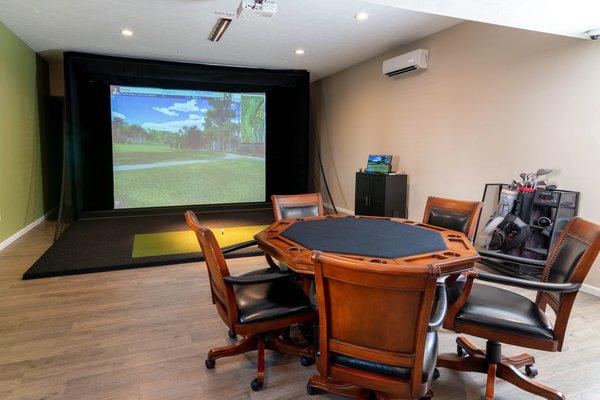 Woodland Ridge Clubhouse with Shuffleboard, Foosball, Arcade Game, Billiards, Game Table and Virtual Golf.