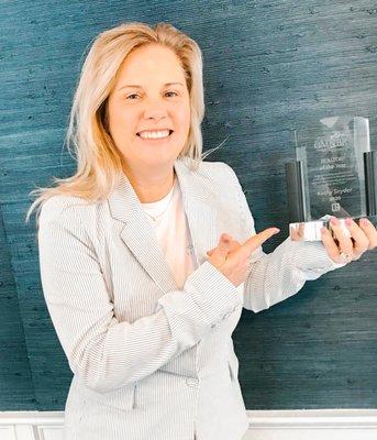 2020 GMNBR Realtor of the year award, Kathy Snyder best realtor in the area Nashua NH