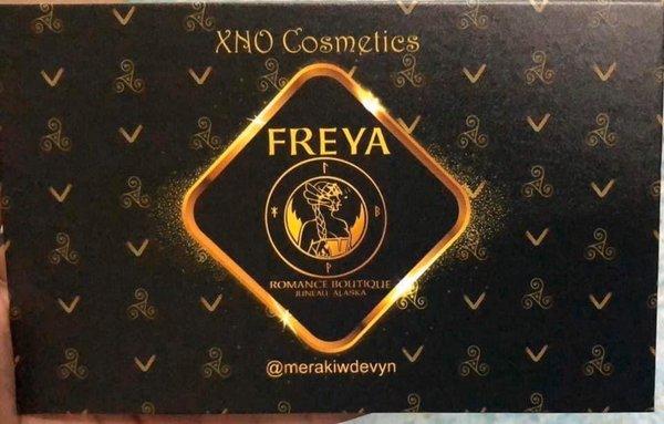 FREYA and Merakiwdevyn, XNO Cosmetics created an exclusive eyeshadow palette!