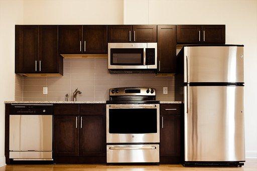 RU Off Campus Housing - Stainless Steel Appliances