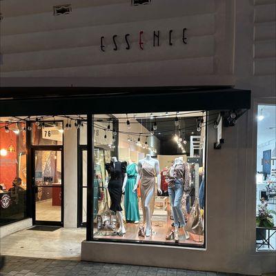 Essence Boutique