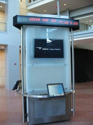 A RedyRef kiosk in use at the SMEAL College of Business.