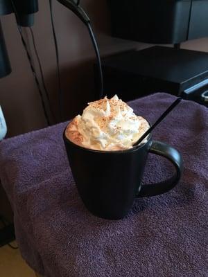 A yummy hot chocolate from my stylist Erin!!