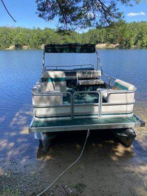 Rental pontoon