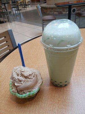 Tiramisu  gelato and honeydew with apple bursting beads milk tea