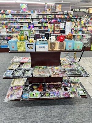 Trays and Coffee Mug Pipes