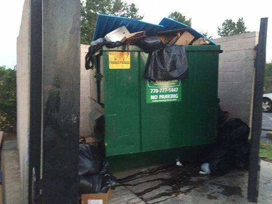 If you sign up with this company waste Pro how your dumpster look Then never show up to pick up your trash