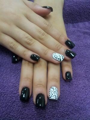 Short Acrylic Full Set w/ dotted design