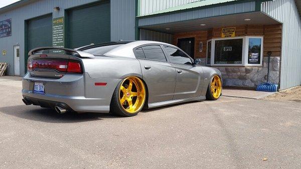 Charger SRT 8