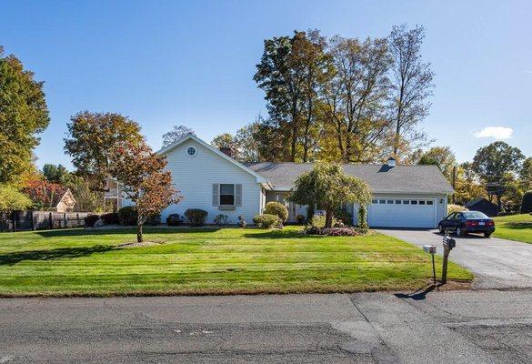 8 Robin Ridge Drive, Feeding Hills, MA SOLD $277,500.