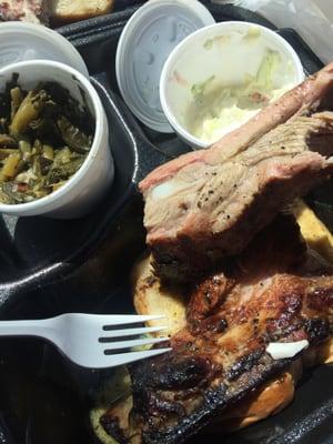 Amazingly tender and delicious ribs! Collards with life in them-YES! And delicious Mac and cheese! Perfect roadside lunch!