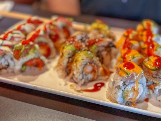 Hot-X-wife, Dragon and Spicy Tuna rolls